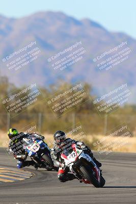 media/Jan-10-2025-CVMA Friday Practice (Fri) [[489e0da257]]/Group 4 and Trackday/Session 5 (Turn 7)/